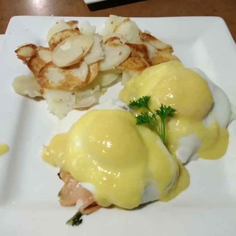Egg Benedict: A Brunch Classic